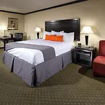 Canoga Hotel At Warner Center