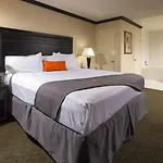 Canoga Hotel At Warner Center